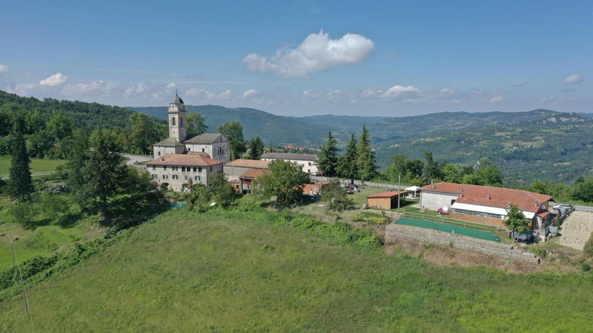 Casa Vacanze Mombarcaro Exterior foto